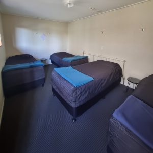 Double Room-Stewart Island Backpackers Dorm room